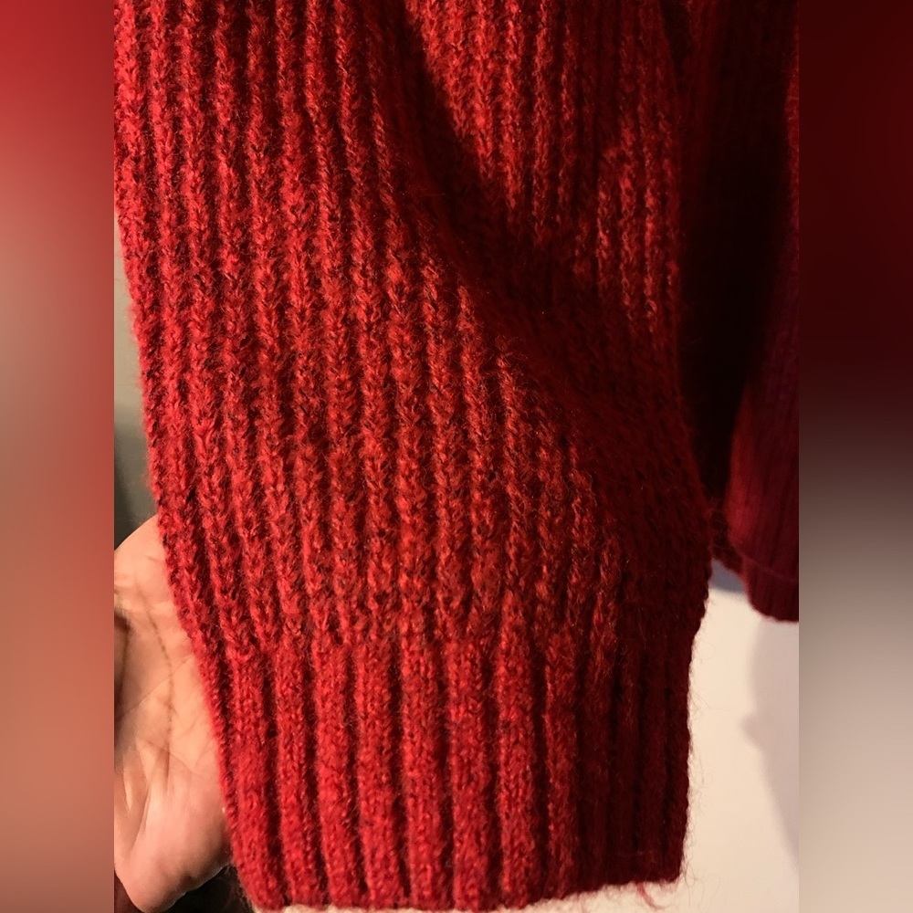 💕SALE! RED RIBBED Sweater for Women. New!Petite Large. Black thread throughout. - Picture 4 of 9